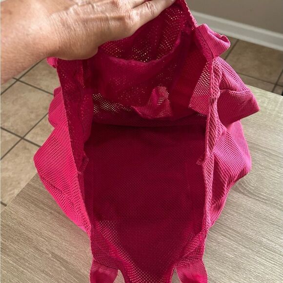 PREOWNED … Spacious Pink Mesh Tote Bag - Picture 3 of 3